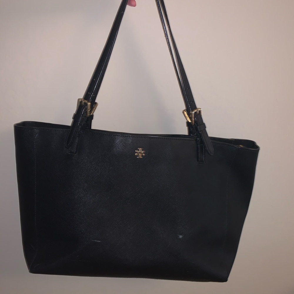 Tory Burch Emerson Large Buckle Saffiano Handbag